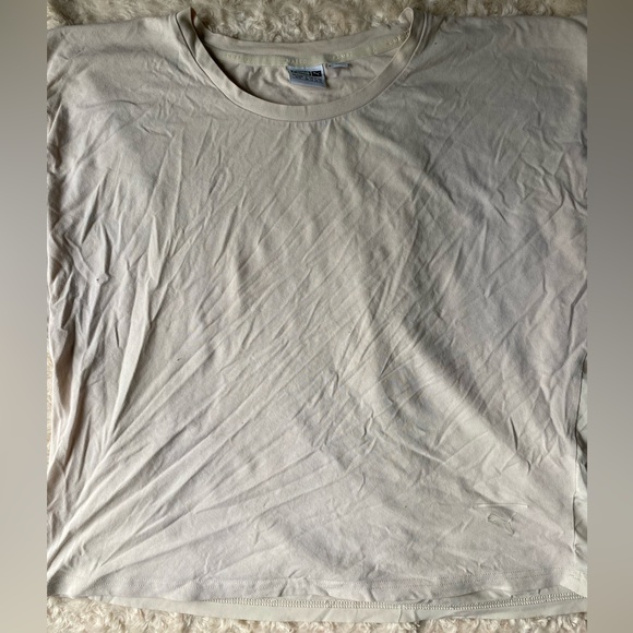 Puma Evo Seasonal Women’s Birch Cream dryCELL T-Shirt | SIZE: M - Picture 3 of 11